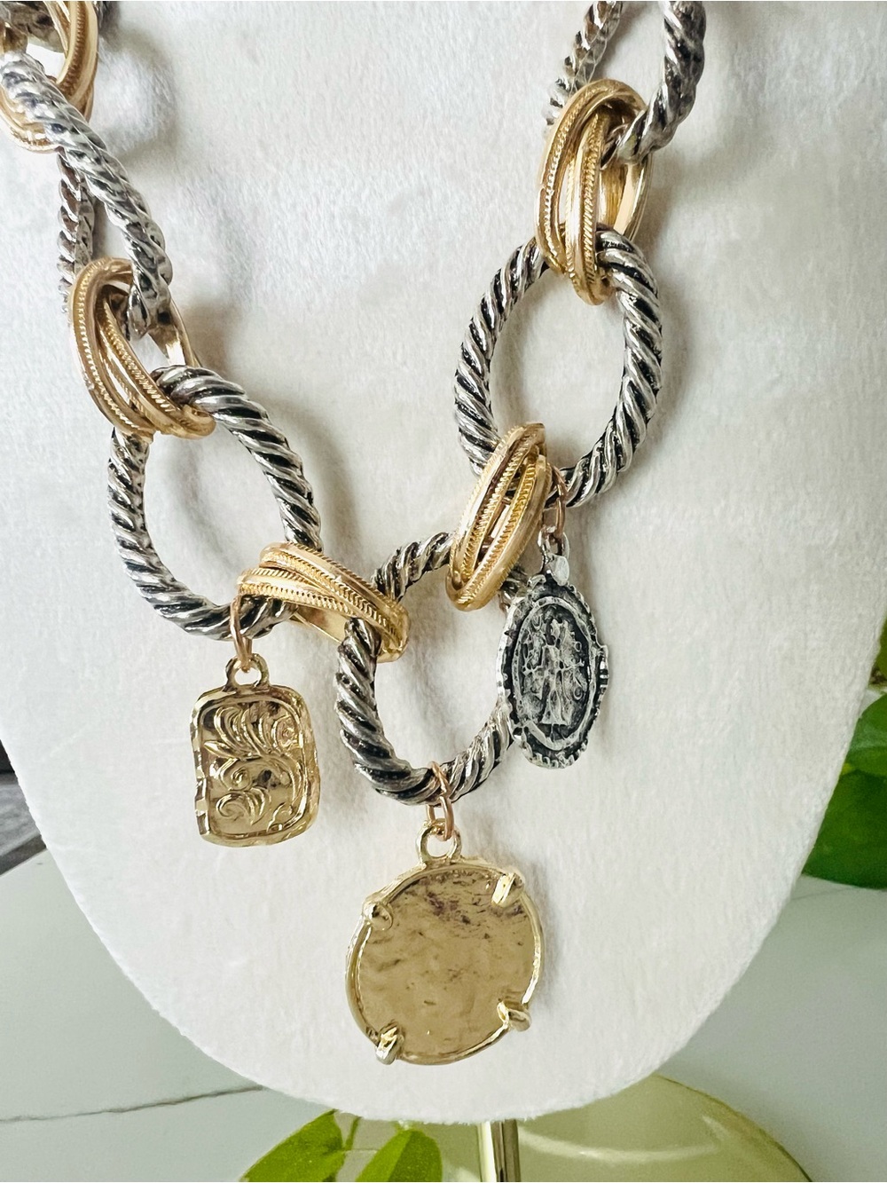 Two-Tone Link Necklace - Picture 2 of 3